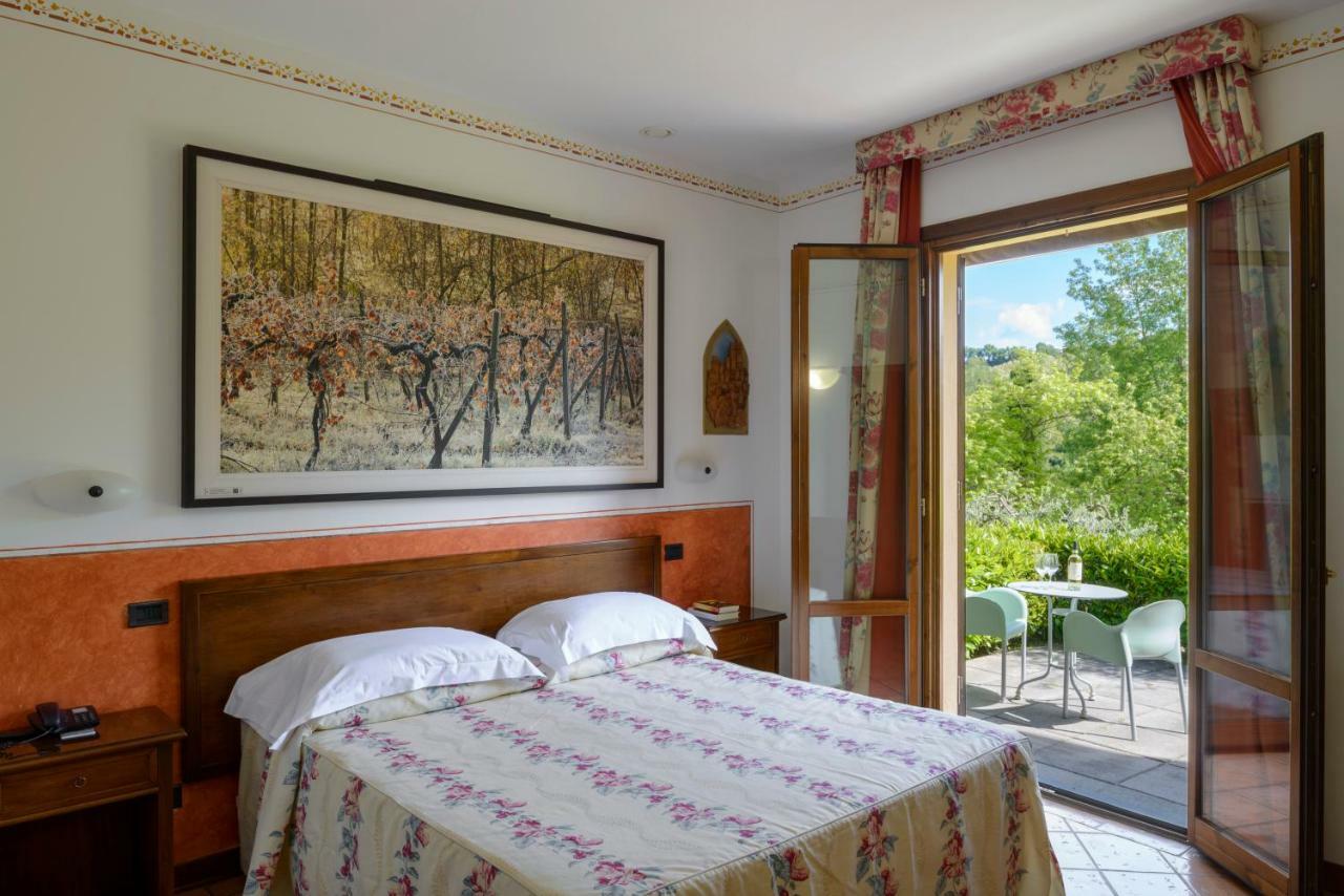 Hotel Sovestro ซานจีมิญญาโน ภายนอก รูปภาพ
