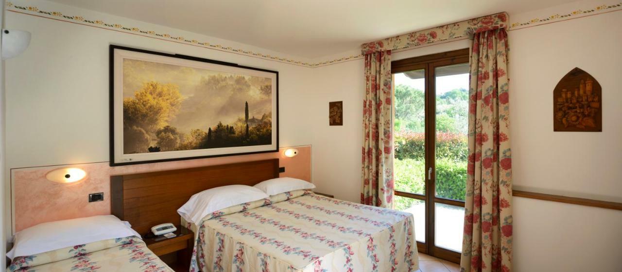 Hotel Sovestro ซานจีมิญญาโน ภายนอก รูปภาพ